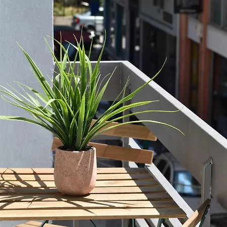 Olive - Happyhostgr - Downtown Apartment Volos