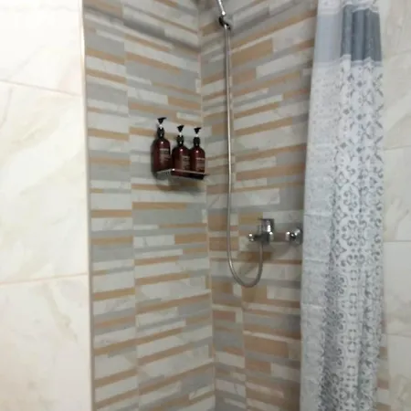 Olive - Happyhostgr - Downtown Apartment Volos