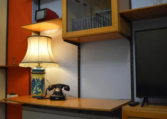 Olive - Happyhostgr - Downtown Apartment